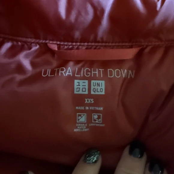 Uniqlo Scarlet Ultra Light Down Coat - Picture 2 of 3